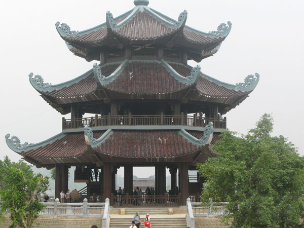 Chiêm ngưỡng vẻ dẹp của Tháp Chuông