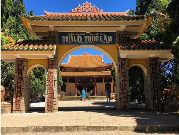 Du lịch Tâm linh viếng thăm Thiền Viện Trúc Lâm